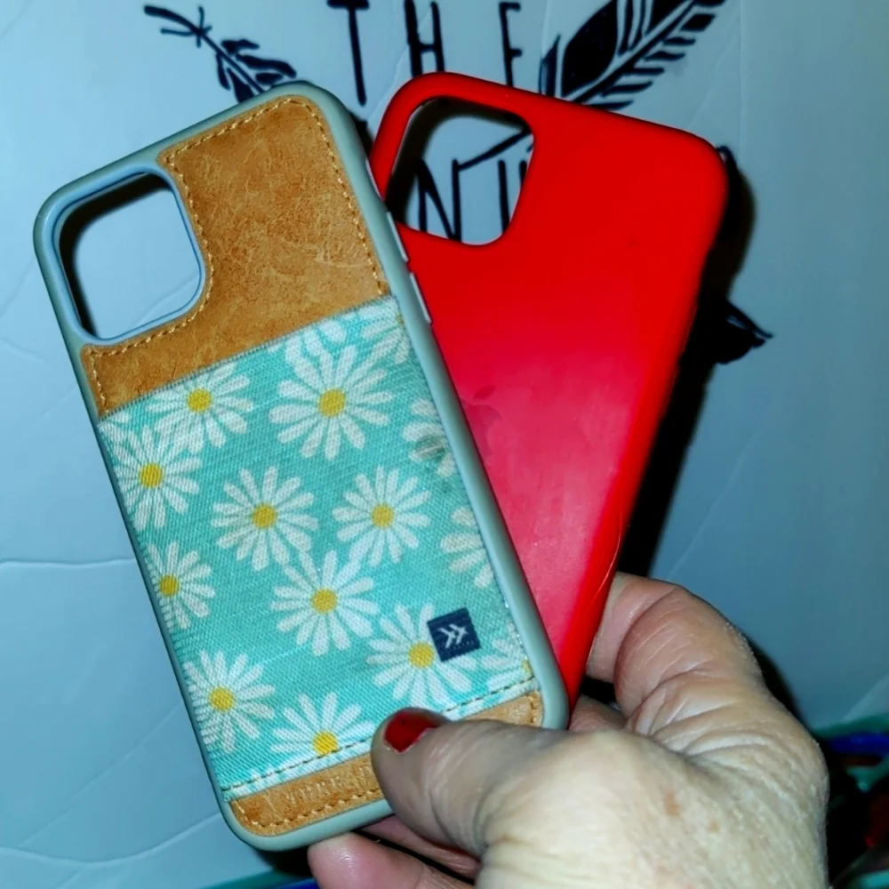 Apple & Thread Wallets iPhone 12 PRO - Picture 1 of 2